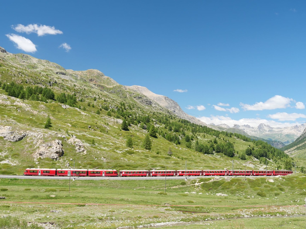 Is an Interrail Pass Really the Greenest Way to See Europe? A Data-Driven 2026 Breakdown of CO₂ per Route, Night Trains vs Budget Flights, and Break-Even Trip Lengths