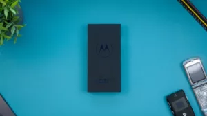 A Motorola telefonokba most beépített utazási eSIM került a mobiladatokhoz az USA-n kívül