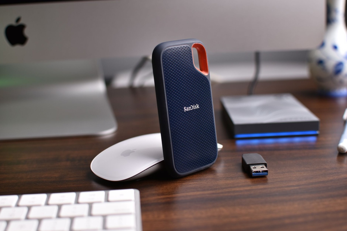 SANDISK Phone Drive for iPhone is a great solution to low storage