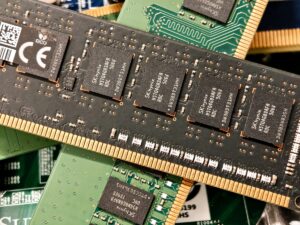 Cloudflare Just Freed 100TB of RAM From 1.1.1.1 — Here’s Why Travelers Should Care
