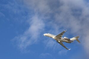 Europe by Train vs Plane for Luxury Couples: Myths vs Reality on London→Paris, Rome→Florence, and Zurich→Amsterdam
