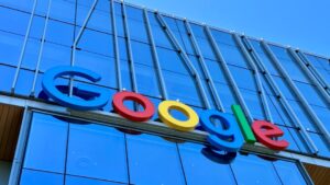 Google AI Mode Adds Flight Price Tracking, Hotel Booking and Smarter Travel Tools