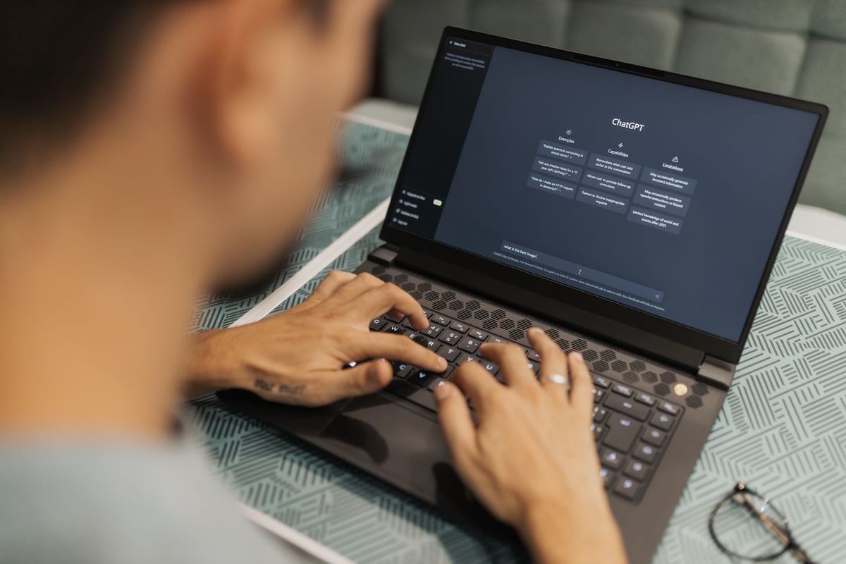How to Run a Chatbot on Your Own Computer