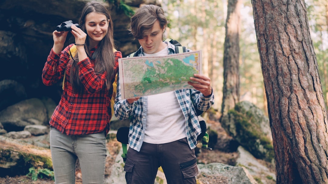 PastPorts: Travelers Are Using AI to Find the Exact Spot of an Old Photo — Why 66% Want to Recreate a Memory and How to Plan a Memory-Lane Trip
