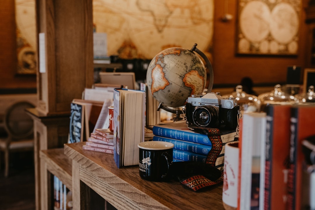 Shelf-ie Souvenirs: 8 Destinations Worth Visiting Just for Their Pantry — Why 55% of Travelers Plan Trips Around Olive Oil, Spices, Ceramics and Local Kitchenware