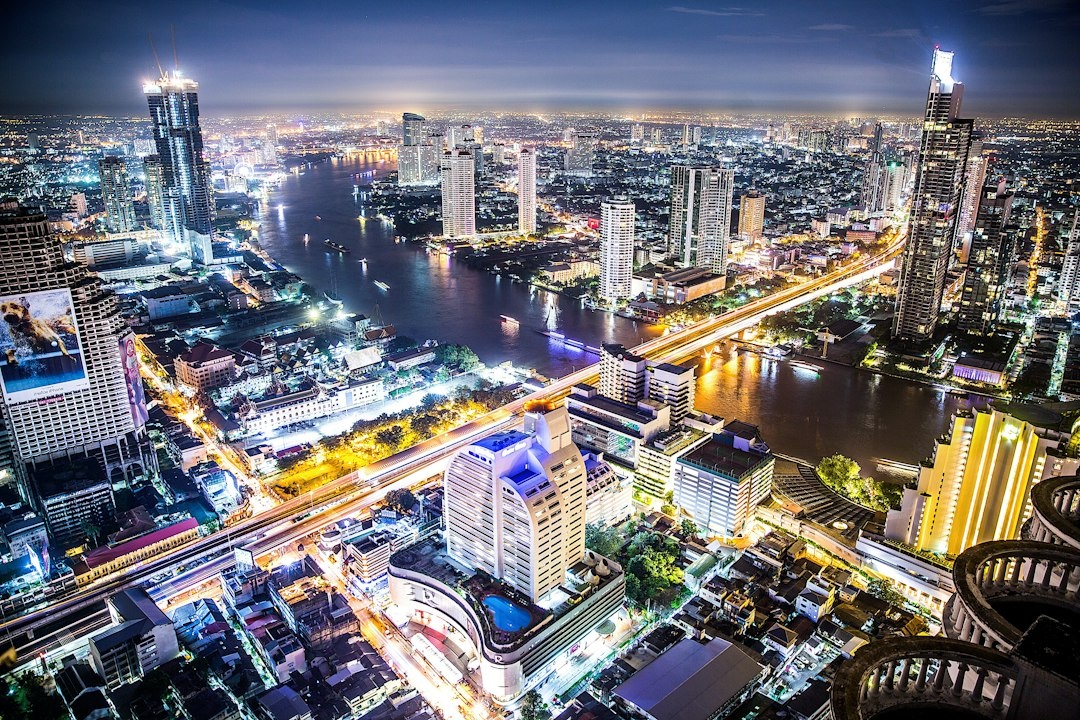 Bangkok vs Ho Chi Minh City vs Siem Reap After Dark: A Data-Driven Comparison of Taxi, Bar, ATM, and Night-Market Scams Affecting Solo Travelers, With Typical Losses and Safer Alternatives
