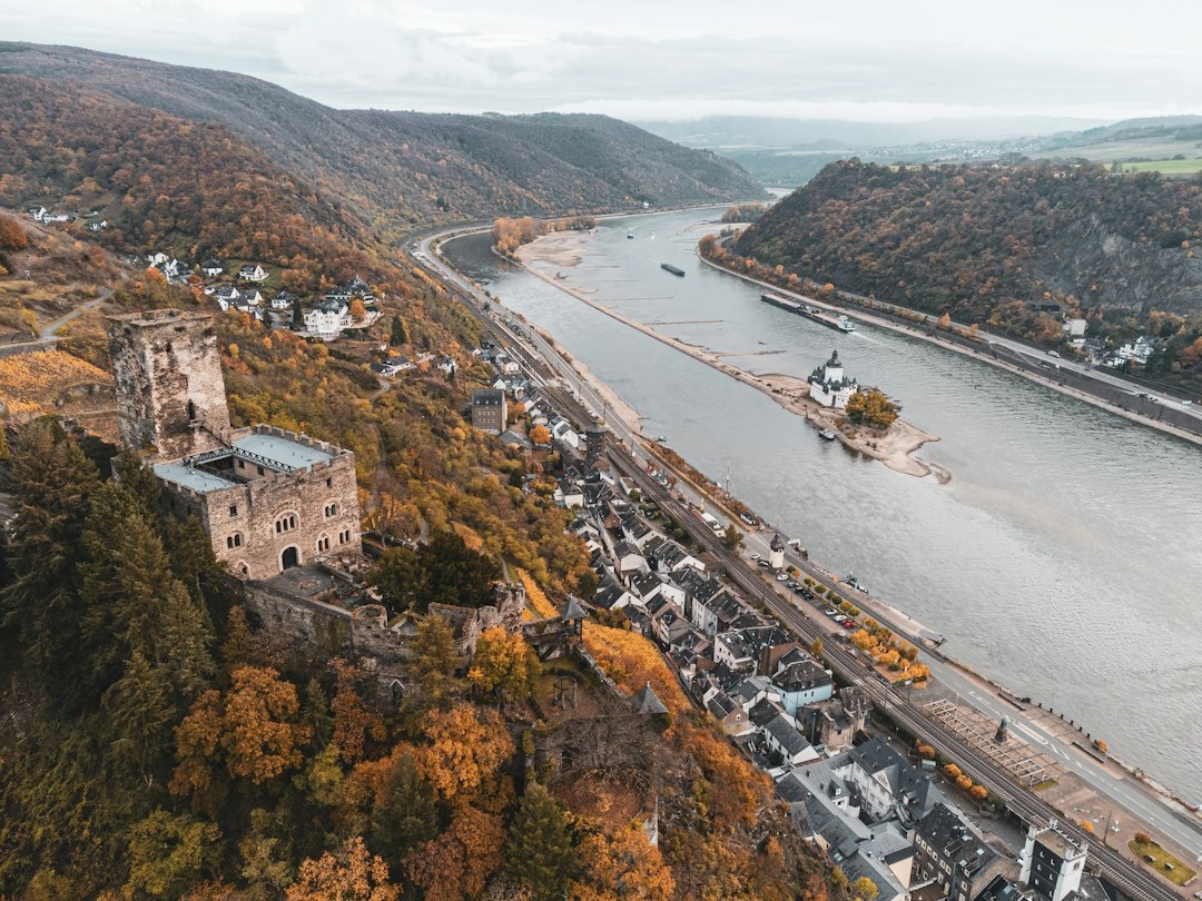 How to Build a Five-Day Rhine River Cruise With Local Boats and Trains: Step-by-Step Cologne–Koblenz–Bingen Family Route With Children’s Fares, Castle Stops, Neighborhood Restaurants, and Costs Under €1,200