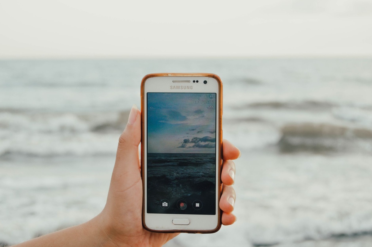 How to Record Your Screen on Any Phone