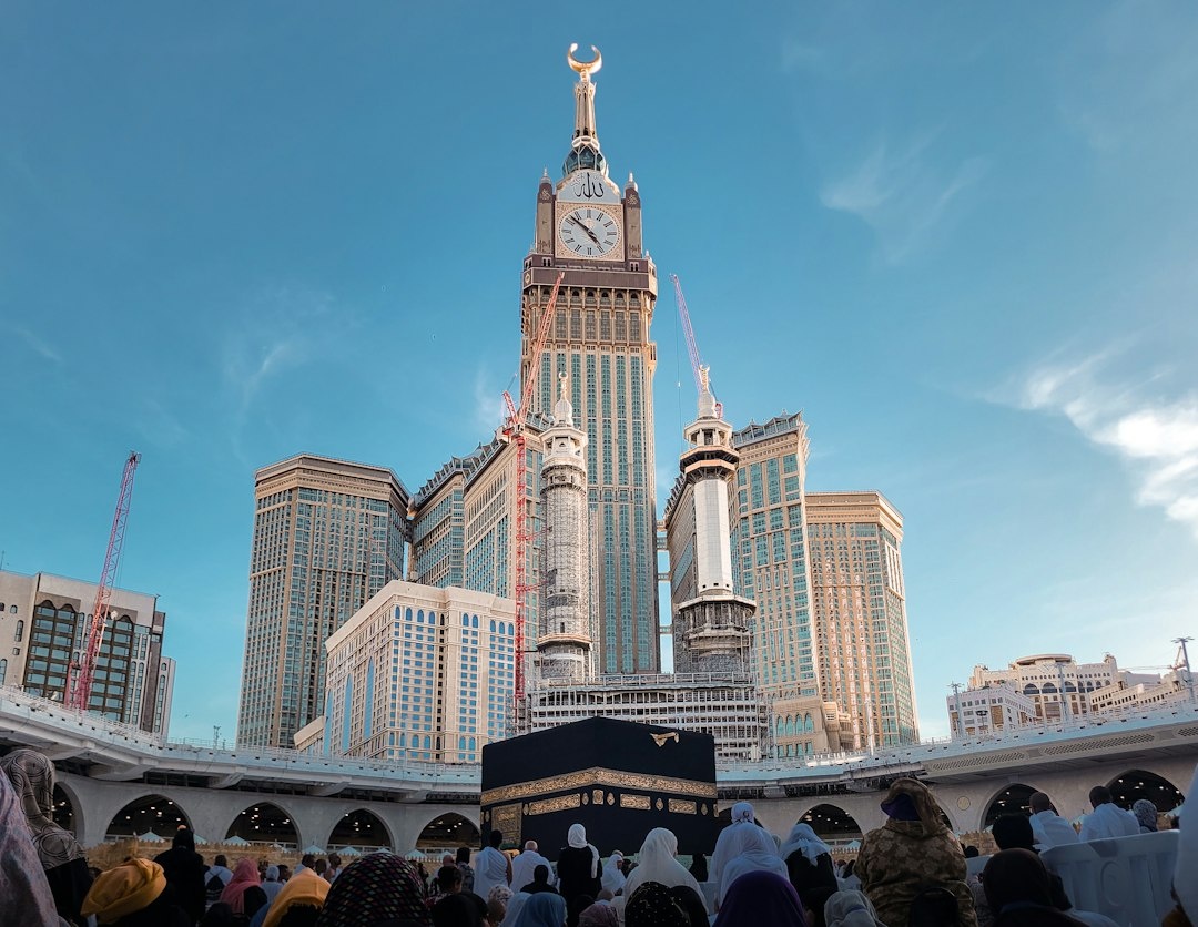 How to Use Saudi Arabia’s 96-Hour Stopover Visa for a Jeddah Weekend: Step-by-Step Eligibility, Saudia and Flynas Booking, Hotel Rules, Transfers, and 2026 Costs