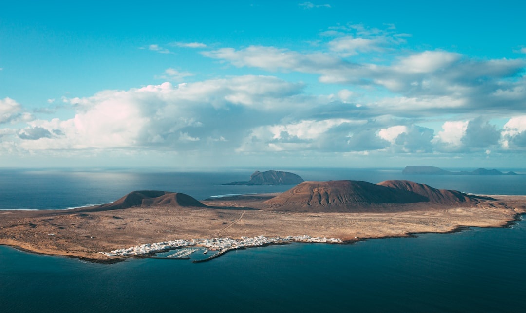 Tenerife vs Lanzarote: How the two popular Canary Islands compare for a holiday