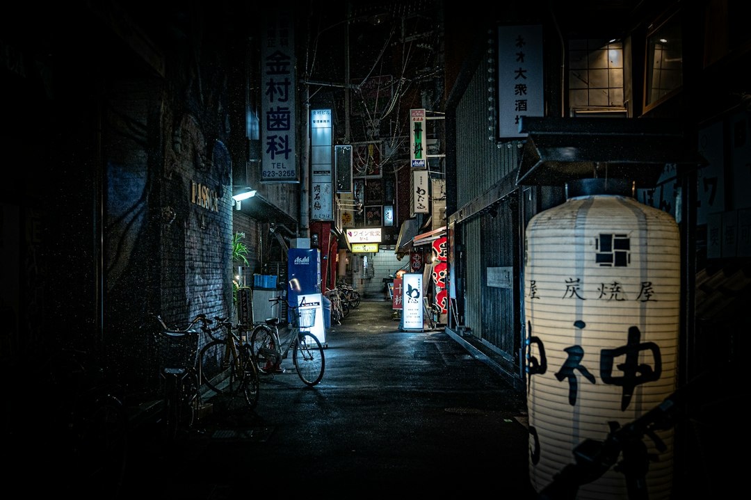 Tokyo vs Osaka After Dark: A Data-Driven First-Timer’s Guide to Hotel Prices, Last-Train Times, Nightlife Costs, Noise Levels, and Safe Neighborhoods in 2026