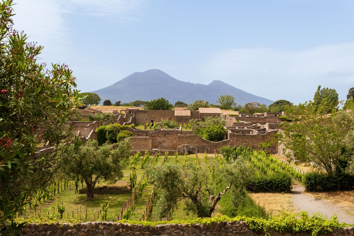What to Do in Naples and the Amalfi Coast: A Practical 5-Day Guide for 2026