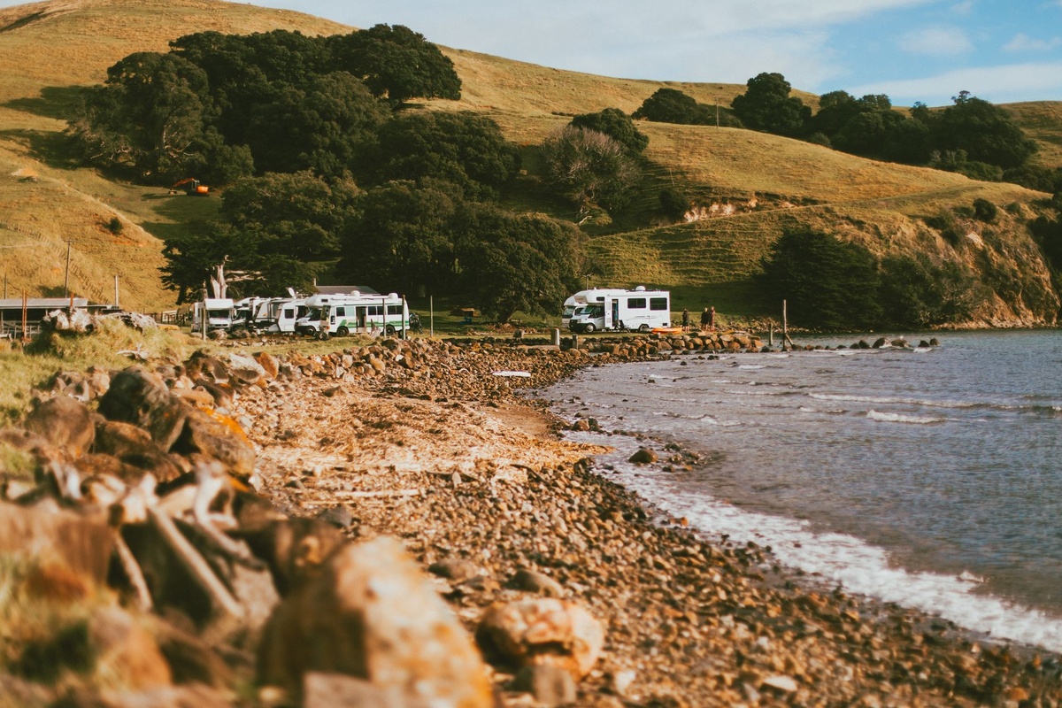 Can You Complete an Auckland–Coromandel Campervan Loop in One Weekend? A Data-Driven 72-Hour Route
