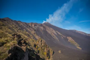 Etna vs Teide vs Vesuvius vs Haleakalā for Budget Travelers With Limited Mobility: Cable Cars, Shuttles, Rim Paths and Altitude Compared