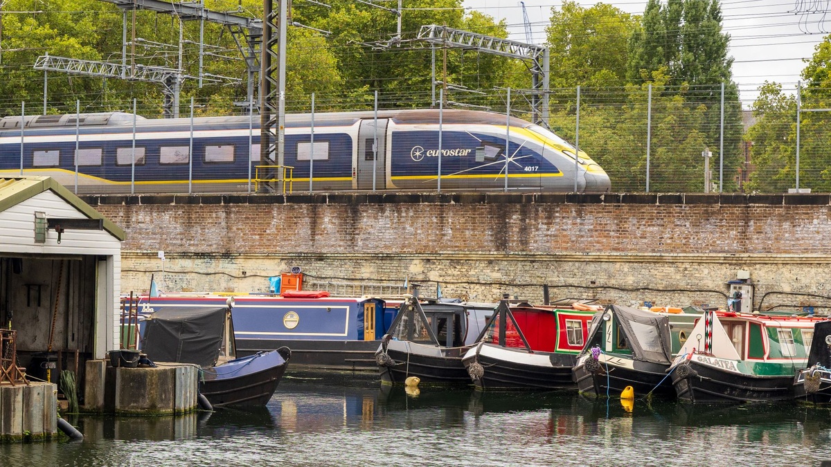 Eurostar vs Flying for a Family of Four's October Half-Term Weekend From London to Paris, Amsterdam, or Brussels: A Data-Driven Comparison of Door-to-Door Times From Three London Postcodes, Child Fares and Under-4 Rules, Luggage and Buggy Allowances, Punctuality Over Three Years, Disneyland Paris Halloween Access, and Total Costs for Two Nights