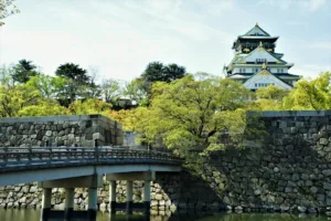 Himeji vs Matsumoto vs Nijo-jo vs Osaka Castle: Which Samurai Castle Wins for a Budget Family Trip in October 2026?