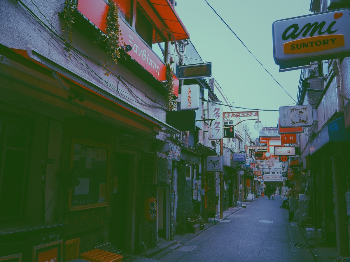 How to Choose Between Tokyo and Osaka for a Family Noctourism Trip: A Step-by-Step October Plan Comparing Shinjuku, Asakusa, Namba, and Tennoji Hotels, Night Attractions, Last Trains, and Child-Friendly Dining