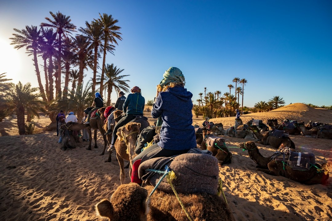 How to Drive Morocco Alone for the First Time: A Step-by-Step 10-Day Marrakech–Aït Benhaddou–Merzouga–Fès Road Trip With Daily Distances, Fuel Stops, Police Checks, Riads, and 2026 Costs
