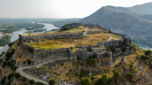 How to Plan a First 10-Day Albania–Montenegro Trip for Under €650 in October