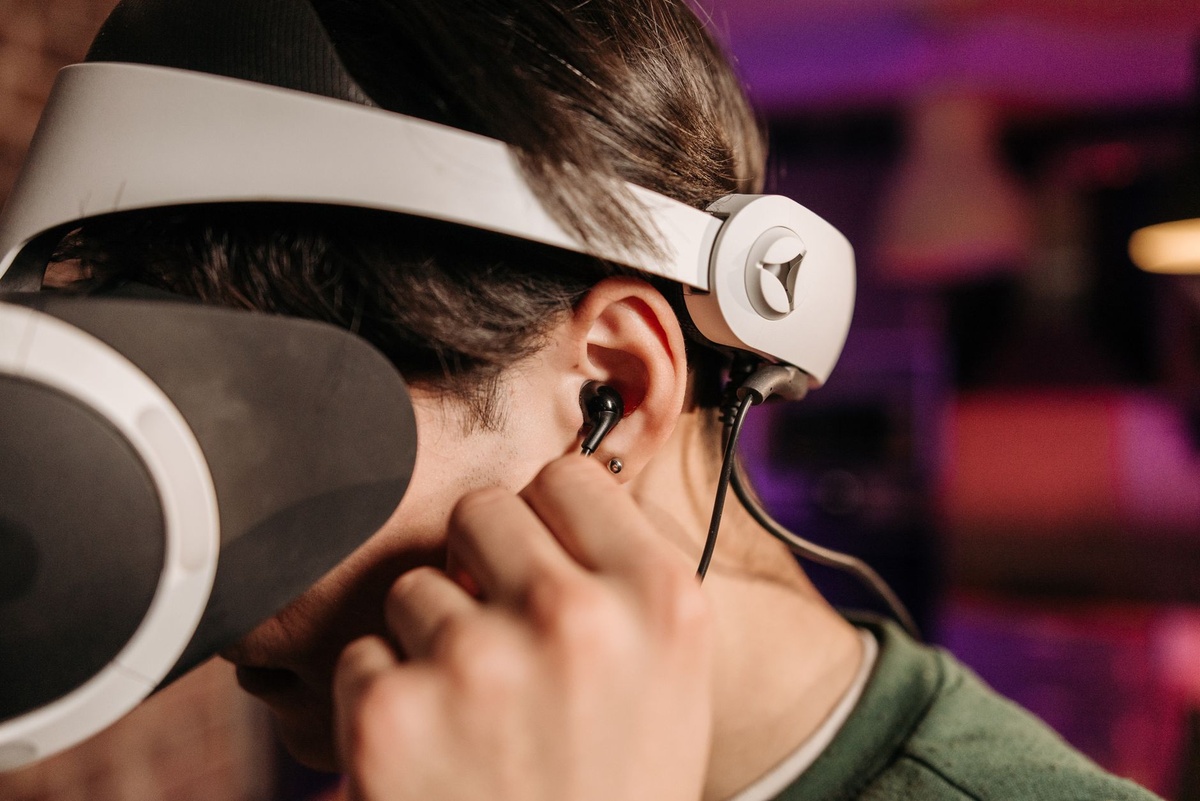 Next-gen Google TV Streamer in the works with microphones, presence sensing, & new remote