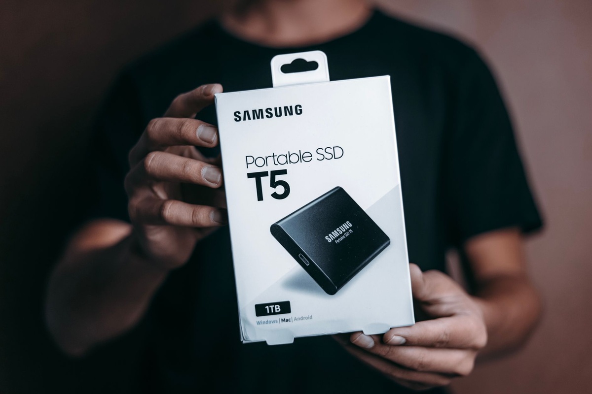 Samsung Portable SSD P9 teszt: gyors USB4 vékony, de drága kivitelben